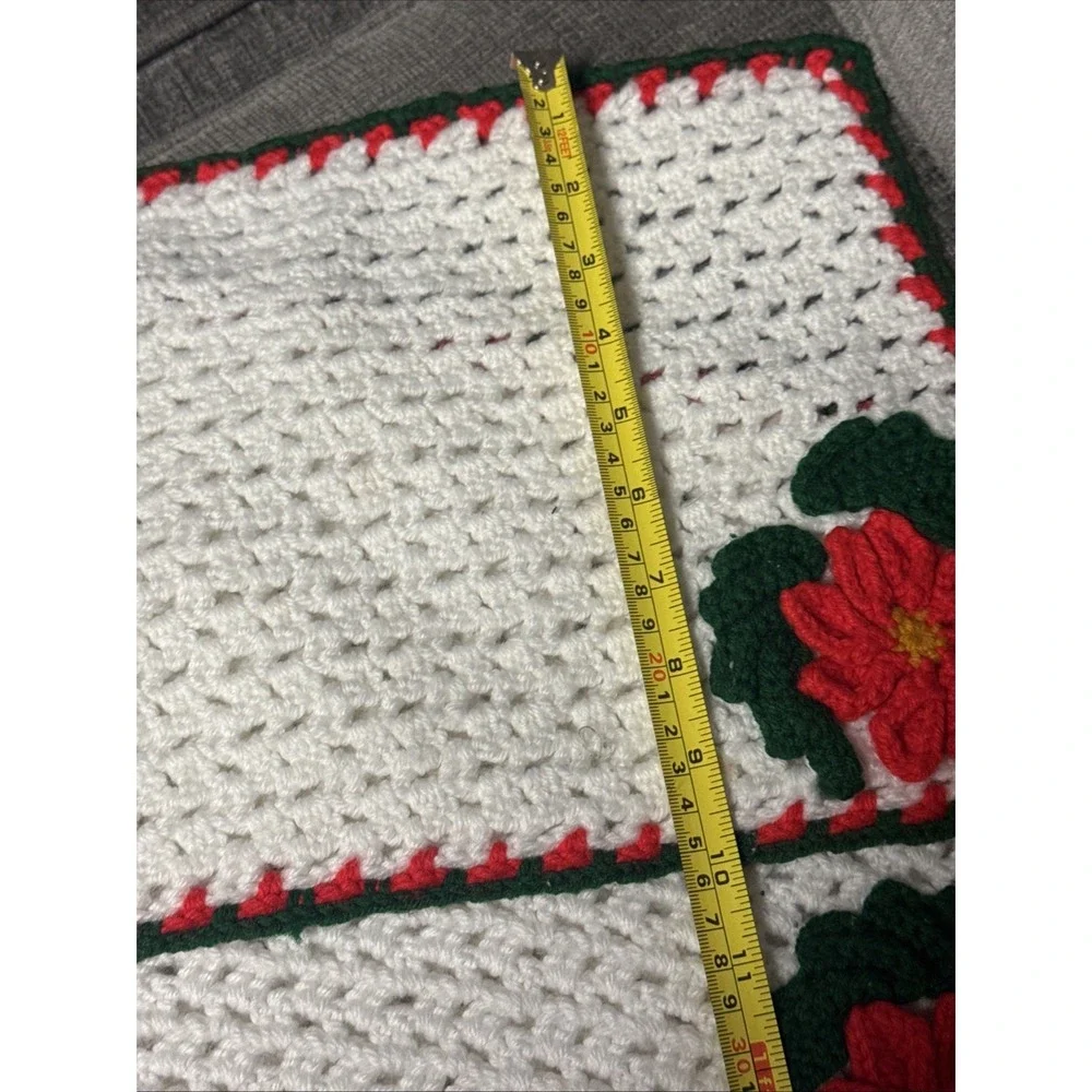 Set of 4 Handmade Crochet Poinsettia Placemats Christmas Holiday Table 10x15